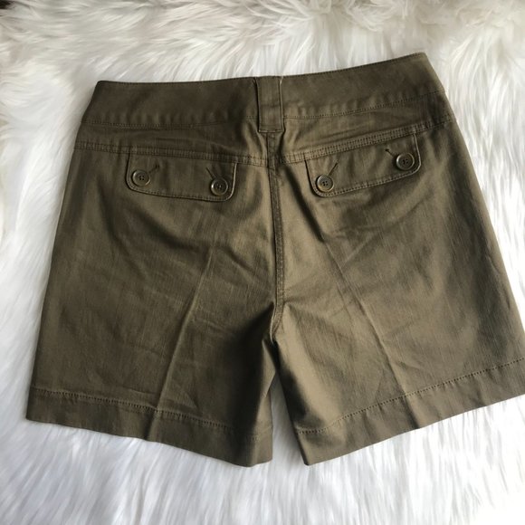 CAbi Olive Green Women's Cargo Shorts - Picture 7 of 9
